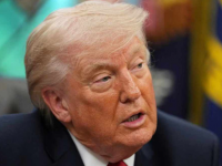 Trump Warns Iran of Fresh US Strikes if Tehran ‘Misbehaves’ Amid Deal Review - News | Trump Warns Iran of Fresh US Strikes if Tehran ‘Misbehaves’ Amid Deal Review | Latest international News at Lokmattimes.com