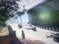 Pune Accident: Mercedes-Owned by Serum Institute of India Driver Arrested, Victims Kin Demands Justice - News | Pune Accident: Mercedes-Owned by Serum Institute of India Driver Arrested, Victims Kin Demands Justice | Latest pune News at Lokmattimes.com Pune Accident: Mercedes-Owned by Serum Institute of India Driver Arrested, Victims Kin Demands Justice - News | Pune Accident: Mercedes-Owned by Serum Institute of India Driver Arrested, Victims Kin Demands Justice | Latest pune News at Lokmattimes.com