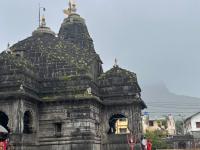 Nashik Traffic Update: Police Issue Advisory for Shravan Third Monday at Trimbakeshwar Temple; Check Diversions - News | Nashik Traffic Update: Police Issue Advisory for Shravan Third Monday at Trimbakeshwar Temple; Check Diversions | Latest nashik News at Lokmattimes.com