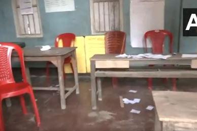 Manipur Lok Sabha Election 2024: Chaos Erupts as Polling Halted in Imphal Amid Allegations of Irregularities Manipur Lok Sabha Election 2024: Chaos Erupts as Polling Halted in Imphal Amid Allegations of Irregularities