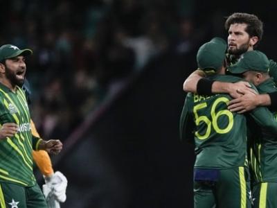 T20 WC 2022: Pakistan keep semi final hopes alive after victory over South Africa