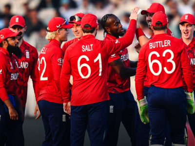 England Survive Italy Scare to Reach T20 World Cup 2026 Super 8s (VIDEO)