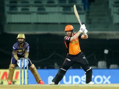 Kolkata Knight Riders win by 10 runs in high scoring thriller against Hyderabad | Latest Cricket News at english.lokmat.com Kolkata Knight Riders win by 10 runs in high scoring thriller against Hyderabad | Latest Cricket News at english.lokmat.com