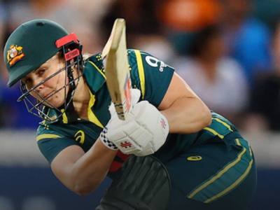 IND W vs AUS W 2nd T20I: Georgia Voll, Beth Mooney Power Australia to 163/5 Against India in Canberra (VIDEO)