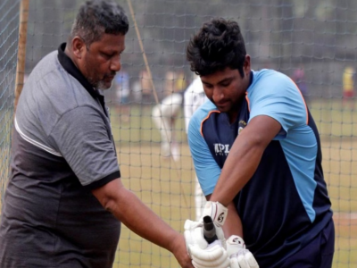 Naushad Khan, Father of Sarfaraz Khan, Cautions Against Scam Exploiting His Name for Fake Cricket Opportunities