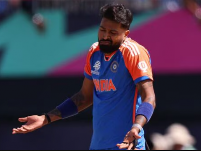 Hardik Pandya Sports New Look for IND vs SA T20 World Cup 2024 Final in Barbados (Watch Video)