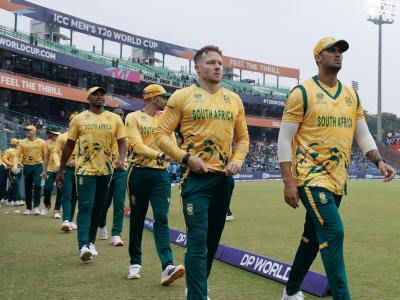 South Africa Beat UAE by 6 Wickets to Finish Group Stage Unbeaten in T20 World Cup 2026 (VIDEO)