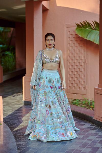 Bhumi Pednekar stuns in chic indo-ethnic ensemble by Rahul Mishra | www ...