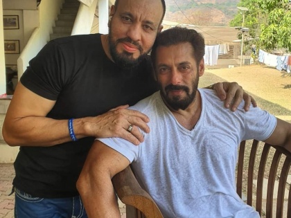 Eid-ul-Fitr 2020: Shera shares a picture with Salman, says ‘EID is never complete without my Maalik’ | Eid-ul-Fitr 2020: Shera shares a picture with Salman, says ‘EID is never complete without my Maalik’