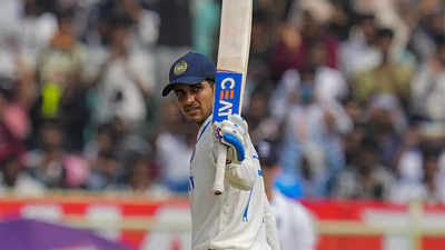 Shubman Gill Scores Third Test Century as India Extends Lead to Over 340 Runs | Shubman Gill Scores Third Test Century as India Extends Lead to Over 340 Runs