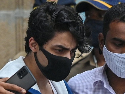 Aryan Khan grilled till midnight by SIT till midnight on his alleged links to drug suppliers | Aryan Khan grilled till midnight by SIT till midnight on his alleged links to drug suppliers