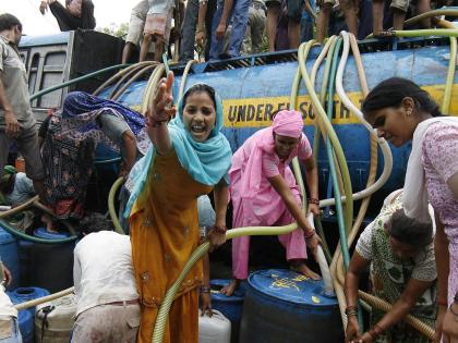 Heatwave: Delhi Govt Imposes Fine Of Rs 2,000 for Water Wastage, As National Capital Records Highest Ever Temperature | Heatwave: Delhi Govt Imposes Fine Of Rs 2,000 for Water Wastage, As National Capital Records Highest Ever Temperature Heatwave: Delhi Govt Imposes Fine Of Rs 2,000 for Water Wastage, As National Capital Records Highest Ever Temperature | Heatwave: Delhi Govt Imposes Fine Of Rs 2,000 for Water Wastage, As National Capital Records Highest Ever Temperature