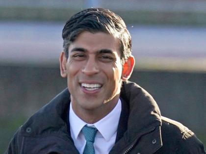 UK PM Rishi Sunak fined 50 pounds for not wearing seat belt | UK PM Rishi Sunak fined 50 pounds for not wearing seat belt