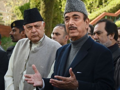 Farooq Abdullah Hits Back at Ghulam Nabi Azad's Claims of 'Night Meetings with Modi, Shah' | Farooq Abdullah Hits Back at Ghulam Nabi Azad's Claims of 'Night Meetings with Modi, Shah'