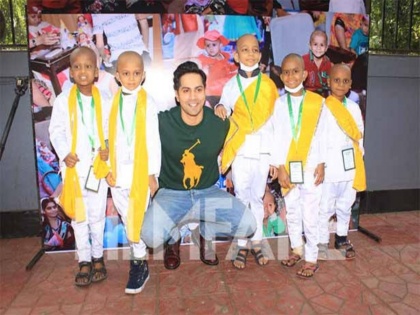 Varun Dhawan meets cancer affected kids | Varun Dhawan meets cancer affected kids
