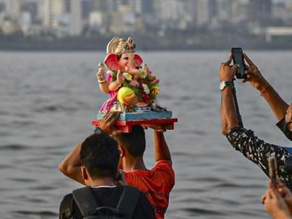 Over 19,000 cops to oversee security arrangements of idols immersion in Mumbai today | Over 19,000 cops to oversee security arrangements of idols immersion in Mumbai today