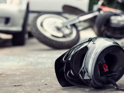 Palghar: Woman dies after her stole gets entangled in bike wheel | Palghar: Woman dies after her stole gets entangled in bike wheel Palghar: Woman dies after her stole gets entangled in bike wheel | Palghar: Woman dies after her stole gets entangled in bike wheel