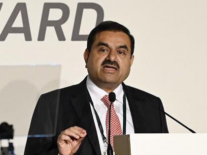 SBI gave Rs 21,000-cr loans to Adani Group firms claims new reports | SBI gave Rs 21,000-cr loans to Adani Group firms claims new reports
