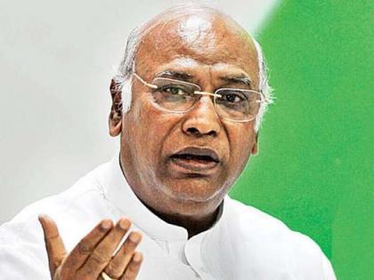 PM Narendra Modi wishes Kharge after his historic win over Shashi Tharoor | PM Narendra Modi wishes Kharge after his historic win over Shashi Tharoor PM Narendra Modi wishes Kharge after his historic win over Shashi Tharoor | PM Narendra Modi wishes Kharge after his historic win over Shashi Tharoor
