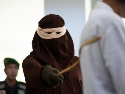 Couple in Indonesia Receives 100 Lashes In Public For Having Sex Before Marriage | Couple in Indonesia Receives 100 Lashes In Public For Having Sex Before Marriage Couple in Indonesia Receives 100 Lashes In Public For Having Sex Before Marriage | Couple in Indonesia Receives 100 Lashes In Public For Having Sex Before Marriage