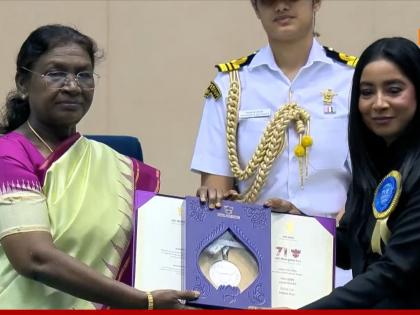 Shilpa Rao Receives Her National Award for Best Playback Singer for Chaleya Song from Jawan | Shilpa Rao Receives Her National Award for Best Playback Singer for Chaleya Song from Jawan