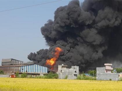 Massive fire at chemical factory in Punjab's Mohali, several injured | Massive fire at chemical factory in Punjab's Mohali, several injured Massive fire at chemical factory in Punjab's Mohali, several injured | Massive fire at chemical factory in Punjab's Mohali, several injured