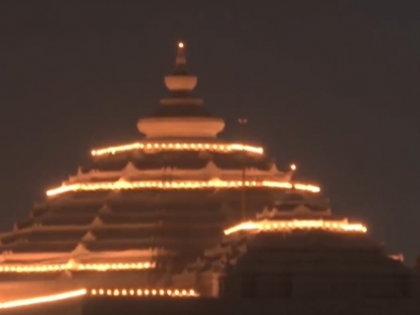 Ram Mandir in Ayodhya Illuminated Ahead of Pran Pratishtha Ceremony (Watch Video) | Ram Mandir in Ayodhya Illuminated Ahead of Pran Pratishtha Ceremony (Watch Video) Ram Mandir in Ayodhya Illuminated Ahead of Pran Pratishtha Ceremony (Watch Video) | Ram Mandir in Ayodhya Illuminated Ahead of Pran Pratishtha Ceremony (Watch Video)