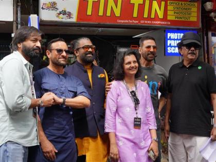 Saif Ali Khan and Akshay Kumar Commence Shooting for Priyadarshan’s Haiwaan in Kochi, Engage in a Playful Banter | Saif Ali Khan and Akshay Kumar Commence Shooting for Priyadarshan’s Haiwaan in Kochi, Engage in a Playful Banter