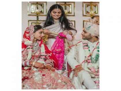 Isha Ambani does gathbandhan ritual for bhai Anmol and Khrisha | Isha Ambani does gathbandhan ritual for bhai Anmol and Khrisha