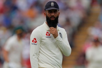 Moeen Ali penalised for using 'drying agent' on bowling hand | Moeen Ali penalised for using 'drying agent' on bowling hand