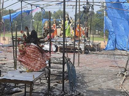 Five people killed, 60 injured after fire broke out at Durga Puja Pandal | Five people killed, 60 injured after fire broke out at Durga Puja Pandal