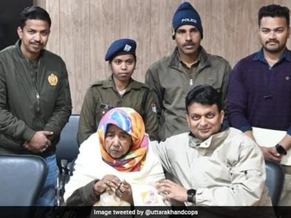 Uttarakhand Police rescues mentally unstable elderly woman from Mumbai after video goes viral | Uttarakhand Police rescues mentally unstable elderly woman from Mumbai after video goes viral