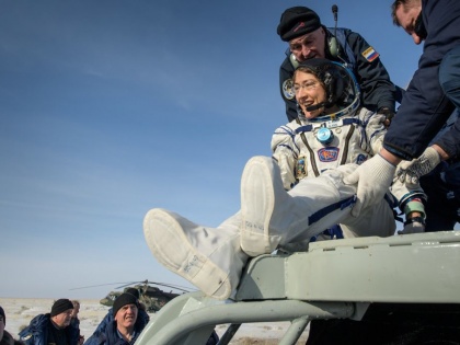 Nasa Astonaut Christina Koch returns to Earth after record-breaking stay of 11 months in space | Nasa Astonaut Christina Koch returns to Earth after record-breaking stay of 11 months in space