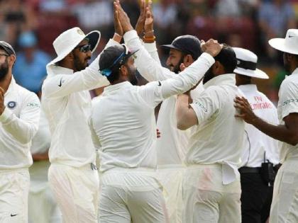 Full Indian squad, including 5 islolated players travel together to Sydney for third Test | Full Indian squad, including 5 islolated players travel together to Sydney for third Test