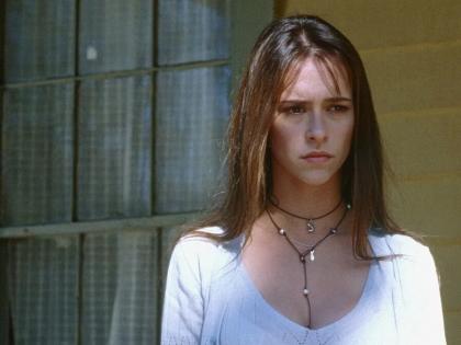 Timeless Favorites: From I Know What You Did Last Summer to Heartbreakers, Jennifer Love Hewitt’s Most Iconic Roles | Timeless Favorites: From I Know What You Did Last Summer to Heartbreakers, Jennifer Love Hewitt’s Most Iconic Roles Timeless Favorites: From I Know What You Did Last Summer to Heartbreakers, Jennifer Love Hewitt’s Most Iconic Roles | Timeless Favorites: From I Know What You Did Last Summer to Heartbreakers, Jennifer Love Hewitt’s Most Iconic Roles