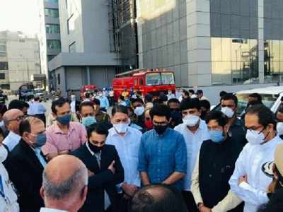 Uddhav Thackeray visits Serum Institute, after fire incident , loss of Rs 1,000 crore estimated | Uddhav Thackeray visits Serum Institute, after fire incident , loss of Rs 1,000 crore estimated