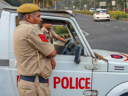 Bomb Threat in Delhi: Amity School in Pushp Vihar Receives Mail About Bomb Blast in School, Probe Launched | Bomb Threat in Delhi: Amity School in Pushp Vihar Receives Mail About Bomb Blast in School, Probe Launched Bomb Threat in Delhi: Amity School in Pushp Vihar Receives Mail About Bomb Blast in School, Probe Launched | Bomb Threat in Delhi: Amity School in Pushp Vihar Receives Mail About Bomb Blast in School, Probe Launched