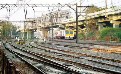 Maharashtra: CR to operate special traffic and power block at Karjat in connection with yard modification on Dec 11 | Maharashtra: CR to operate special traffic and power block at Karjat in connection with yard modification on Dec 11