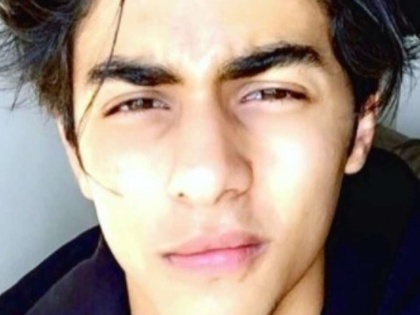 Aryan Khan visits NCB office to mark weekly attendance | Aryan Khan visits NCB office to mark weekly attendance