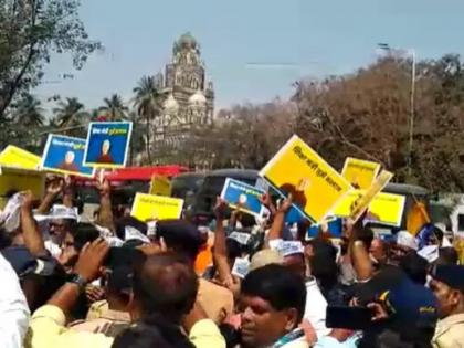 Mumbai: AAP workers stage protest against Delhi deputy CM Manish Sisodia’s arrest | Mumbai: AAP workers stage protest against Delhi deputy CM Manish Sisodia’s arrest