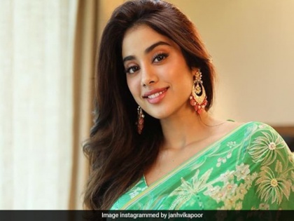 Janhvi Kapoor reveals mom Sridevi wouldn't let her lock her bathroom door | Janhvi Kapoor reveals mom Sridevi wouldn't let her lock her bathroom door