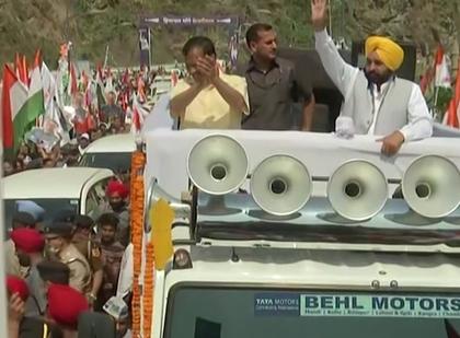 'Mission Himachal' begins, Arvind Kejriwal and Bhagwant Mann holds roadshow in state, months before elections | 'Mission Himachal' begins, Arvind Kejriwal and Bhagwant Mann holds roadshow in state, months before elections