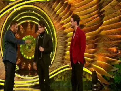 Salman Khan teases Asim Riaz as he introduces brother Umar as Bigg Boss 15 contestant | Salman Khan teases Asim Riaz as he introduces brother Umar as Bigg Boss 15 contestant