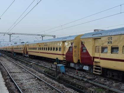 Flaming Object Disrupts Aastha Train Service Between Chinchwad and Dehu Road | Flaming Object Disrupts Aastha Train Service Between Chinchwad and Dehu Road