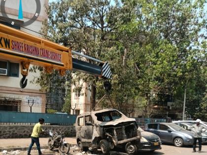 Mumbai: BMC Removes 54 Abandoned Vehicles from Matunga Roads, Issues Notices to 154 Owners | Mumbai: BMC Removes 54 Abandoned Vehicles from Matunga Roads, Issues Notices to 154 Owners Mumbai: BMC Removes 54 Abandoned Vehicles from Matunga Roads, Issues Notices to 154 Owners | Mumbai: BMC Removes 54 Abandoned Vehicles from Matunga Roads, Issues Notices to 154 Owners