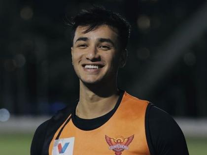 Abhishek Sharma sold to Sunrisers Hyderabad for 6.50 crore | Abhishek Sharma sold to Sunrisers Hyderabad for 6.50 crore