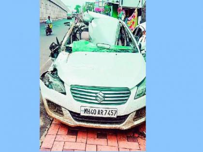 Susat car hits vertical container, driver dies on spot | Susat car hits vertical container, driver dies on spot