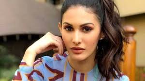 Amyra Dastur's legal team responds to Luviena Lodh's drugs allegations calls it false and malicious | Amyra Dastur's legal team responds to Luviena Lodh's drugs allegations calls it false and malicious
