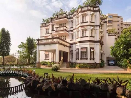 Aditya Birla Group company buys Mumbai bungalow for Rs 220 crore | Aditya Birla Group company buys Mumbai bungalow for Rs 220 crore