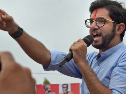Ulhasnagar Firing: Aditya Thackeray Targets Shinde Government, Lists Law and Order Issues | Ulhasnagar Firing: Aditya Thackeray Targets Shinde Government, Lists Law and Order Issues